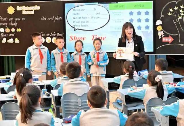 实践育人课程让学生知行合一从传统节日