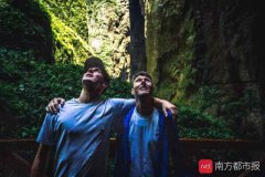 愤怒回击泰晤士报污蔑！英国父子：没来过中国